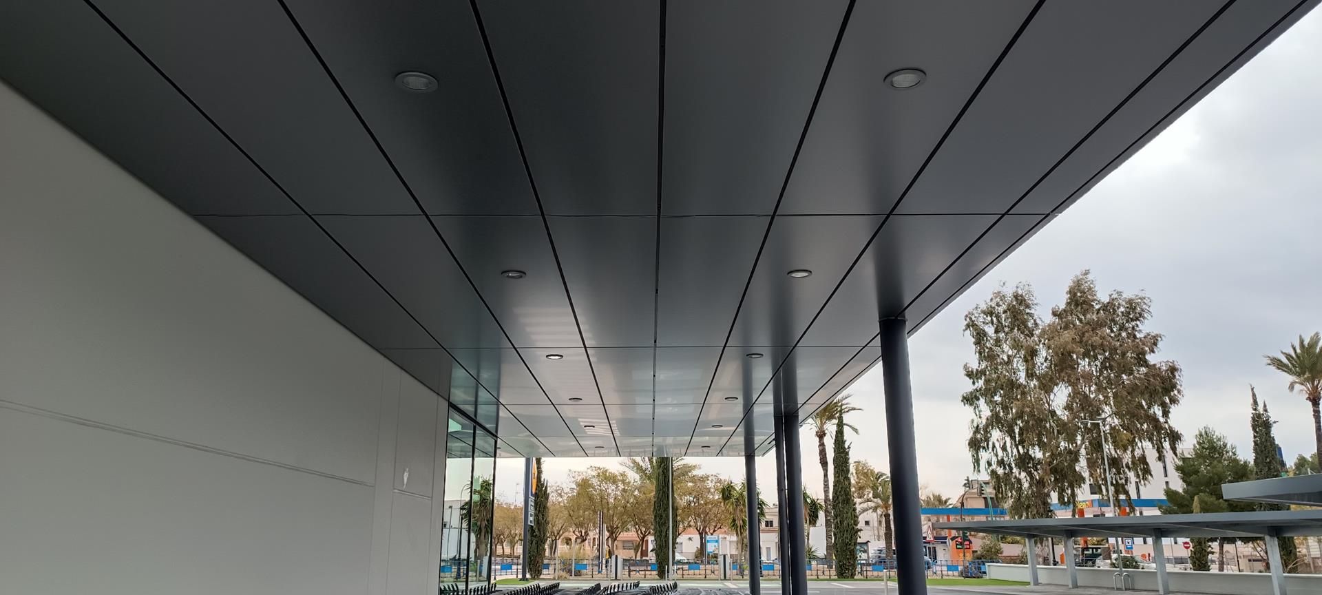 Edificio comercial en Huercal Overa (Almería) 2022