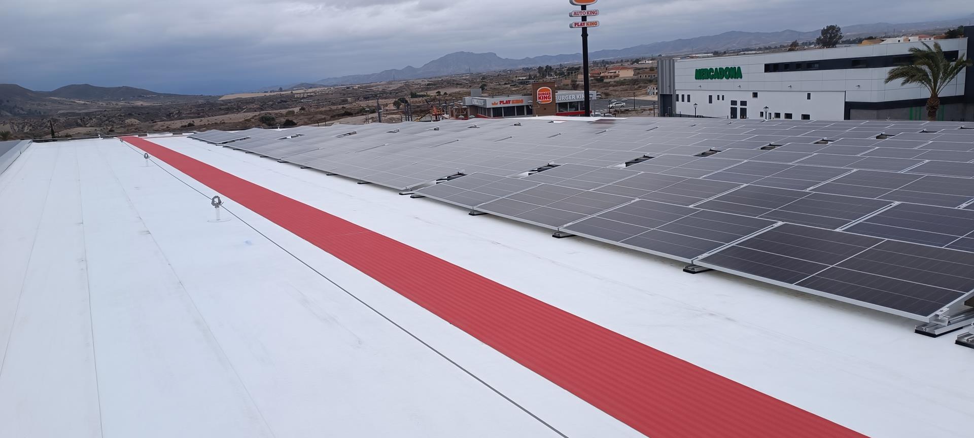 Edificio comercial en Huercal Overa (Almería) 2022
