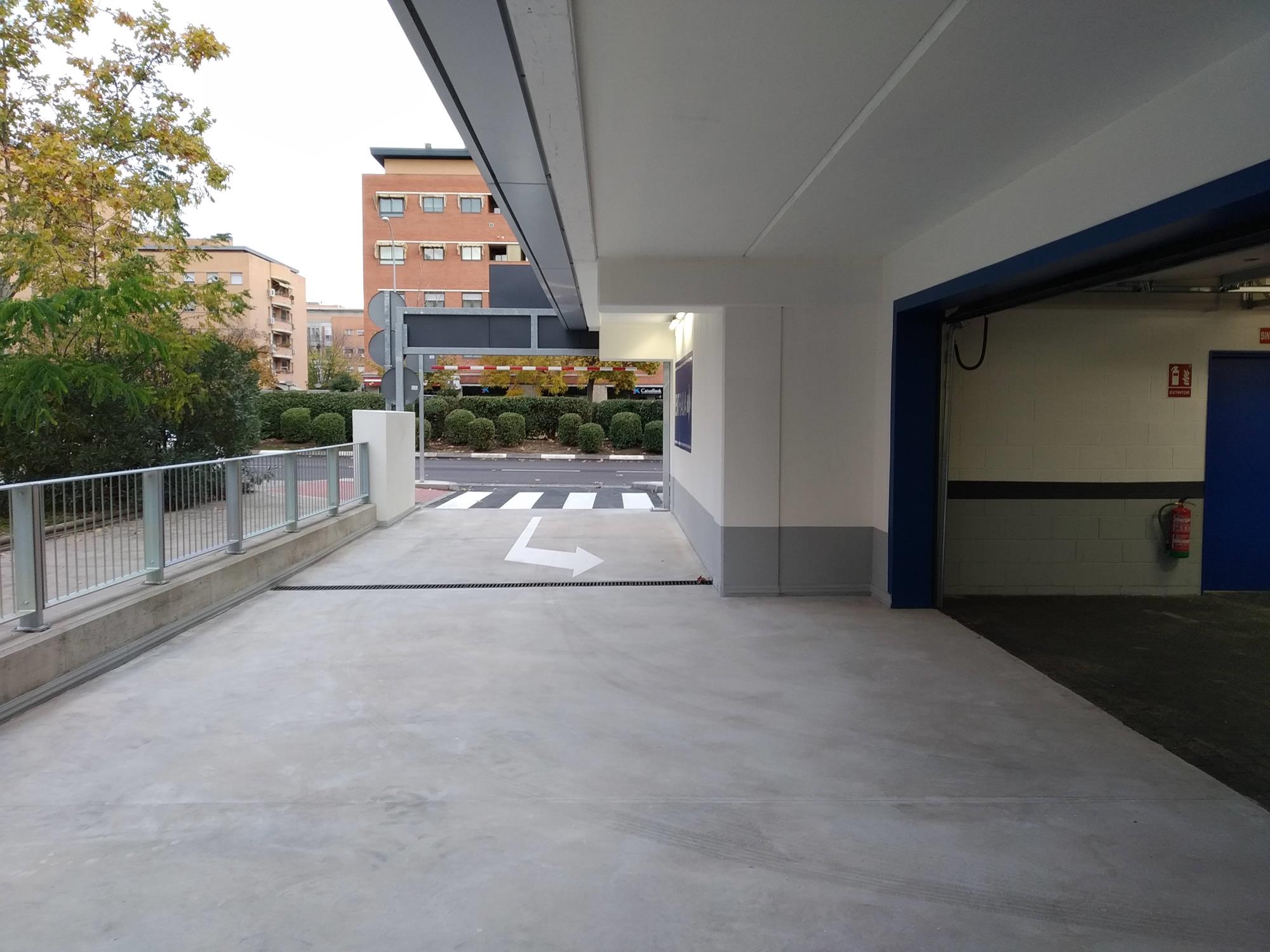 Edificio comercial en Leganés (Madrid)