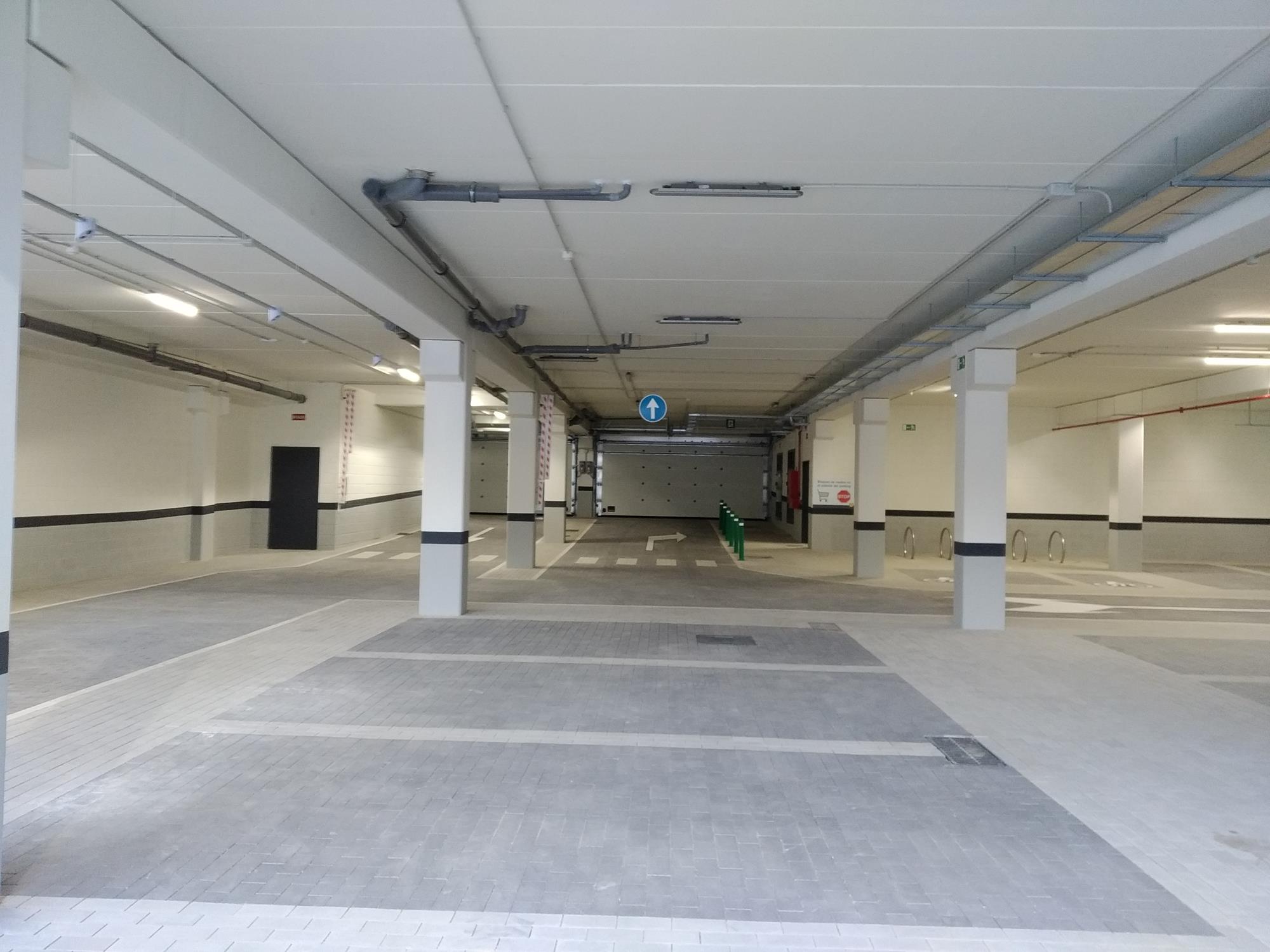 Edificio comercial en Linares. (Jaén)